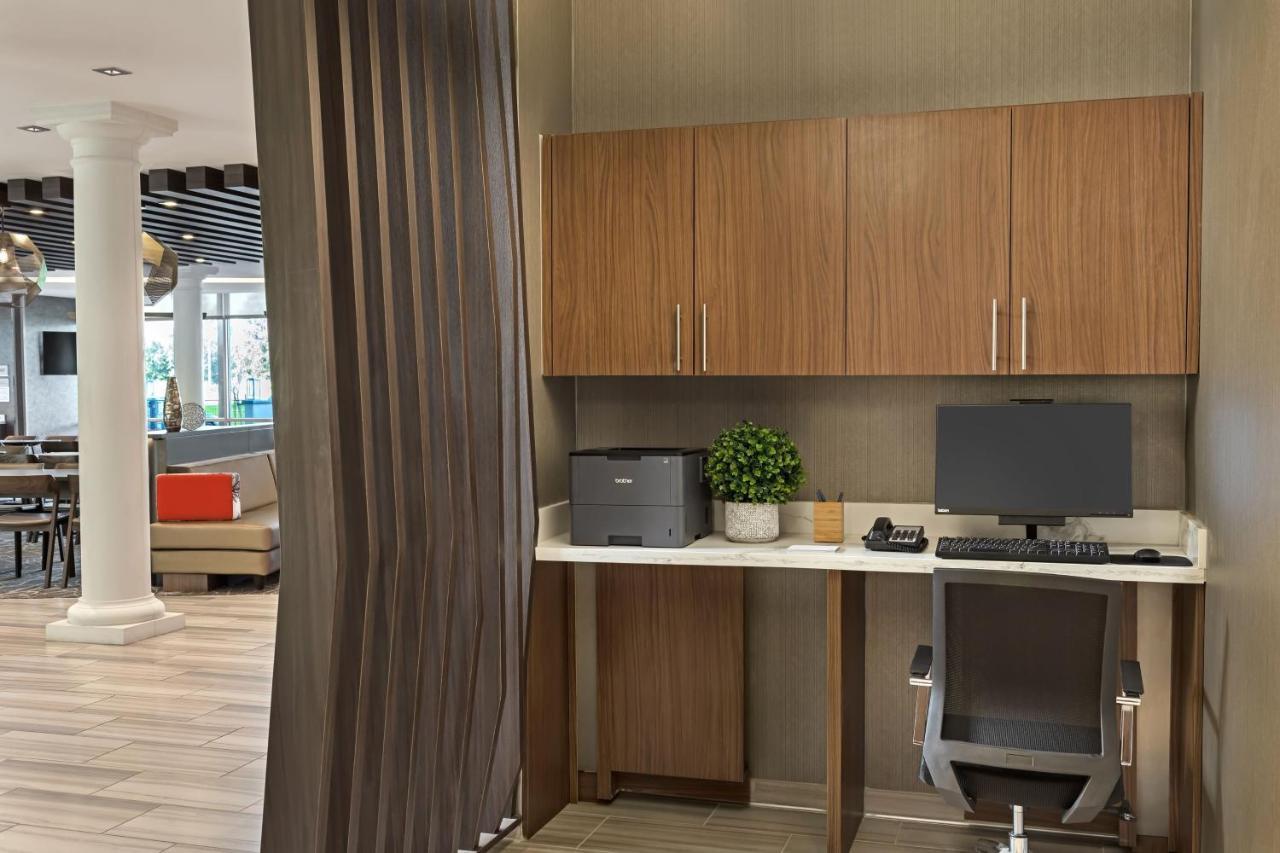 Springhill Suites By Marriott Уэст-Сакраменто Экстерьер фото